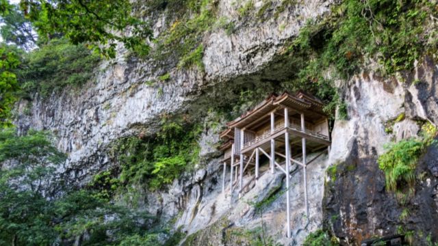 三徳山三佛寺投入堂